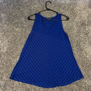 Cable and Gauge V neck tank - small